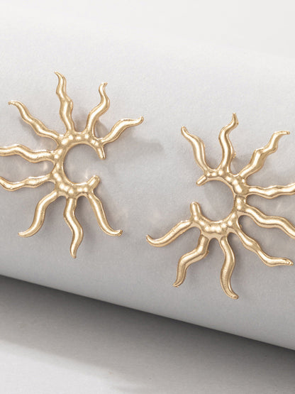 Popular Earrings Personality Geometric Sun Shape Fashion Ladies Earrings Stud Earrings