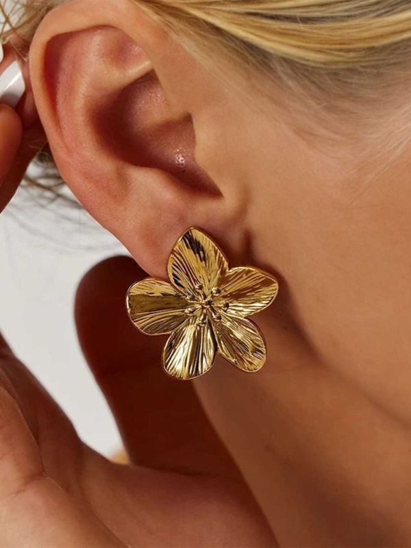 New stainless steel design matte flower earrings